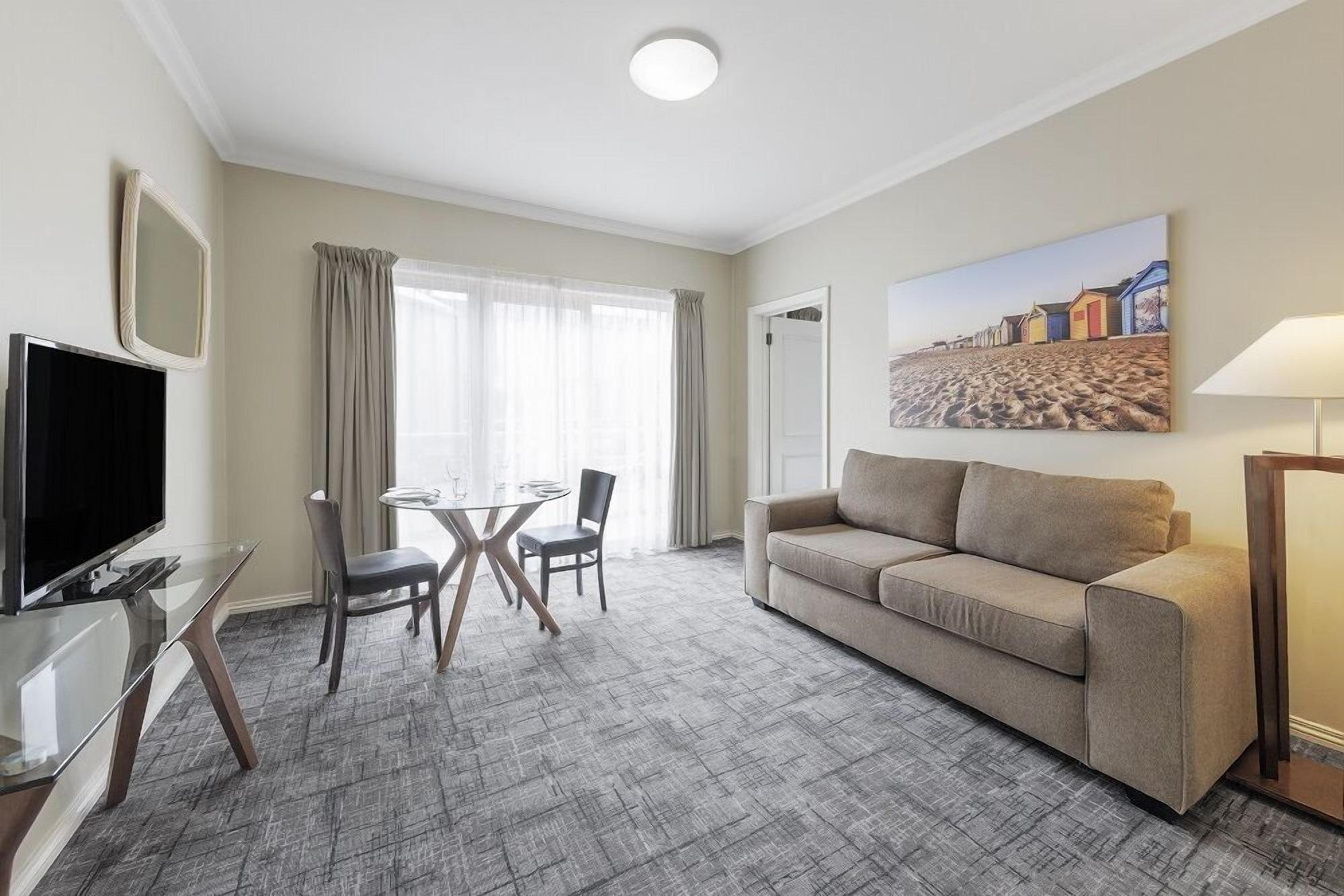 Kimberley Gardens Hotel, Serviced Apartments And Serviced Villas Melbourne Exteriör bild