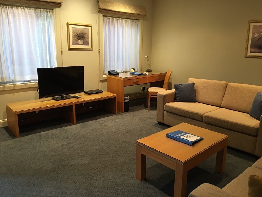 Kimberley Gardens Hotel, Serviced Apartments And Serviced Villas Melbourne Exteriör bild