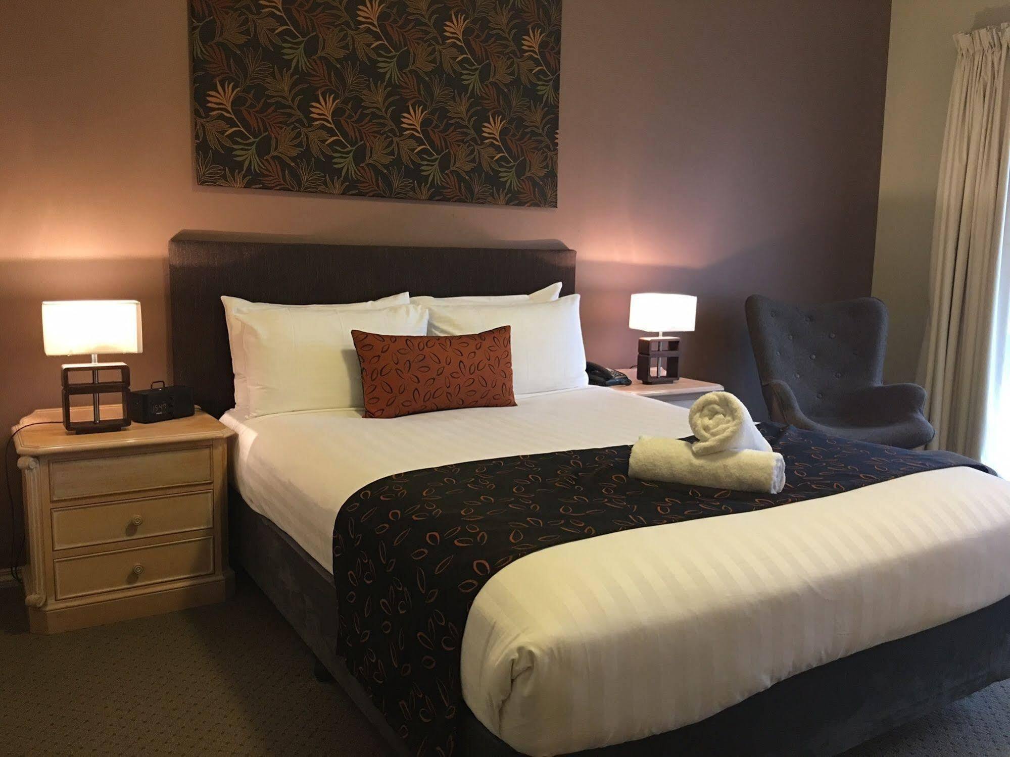 Kimberley Gardens Hotel, Serviced Apartments And Serviced Villas Melbourne Exteriör bild