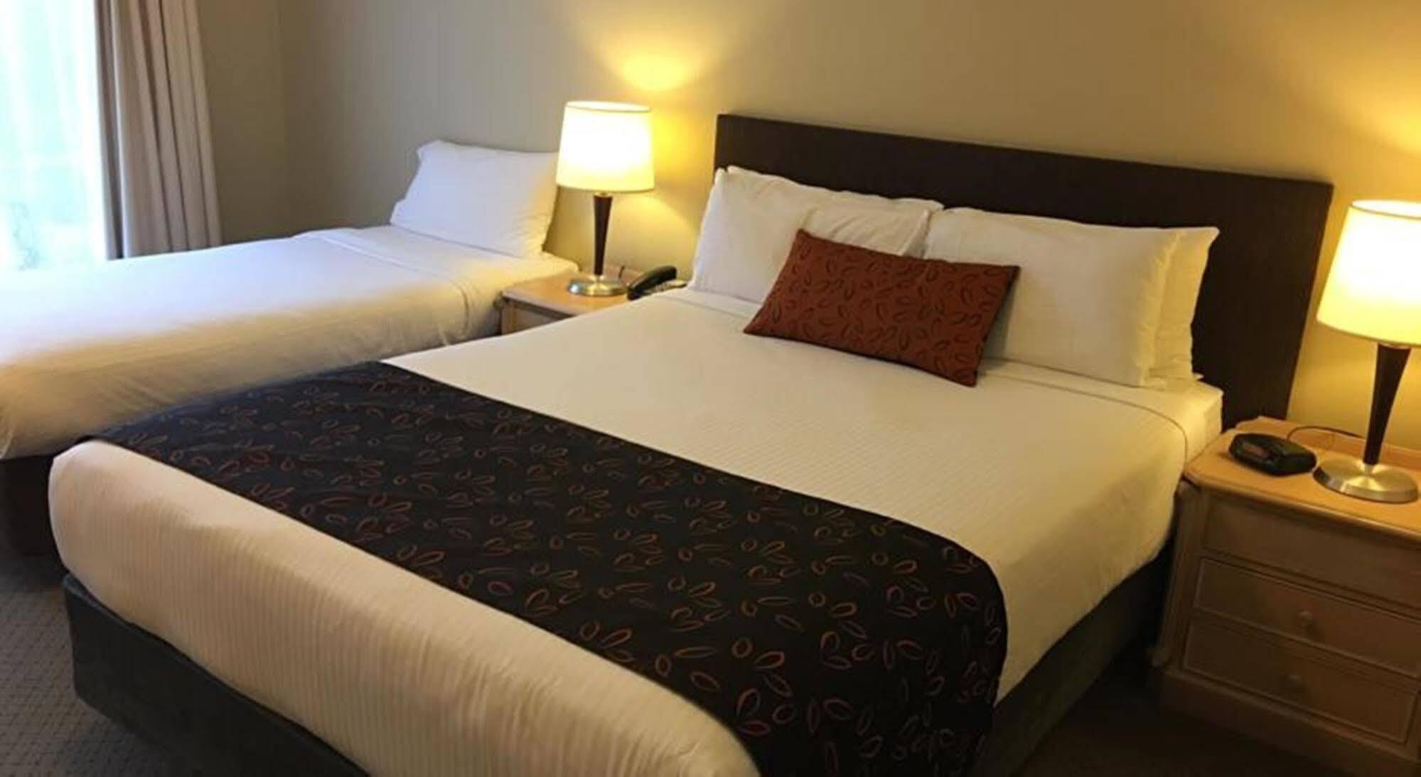 Kimberley Gardens Hotel, Serviced Apartments And Serviced Villas Melbourne Exteriör bild